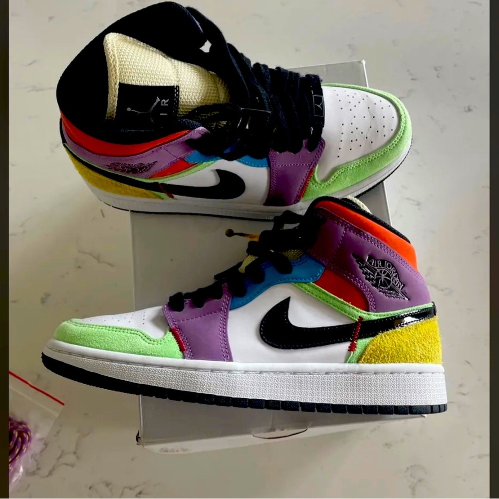 Jordan Women's Multicolor Sneakers